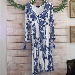 Lulu’s Blue Paisley Detail Midi Cutout Dress Large